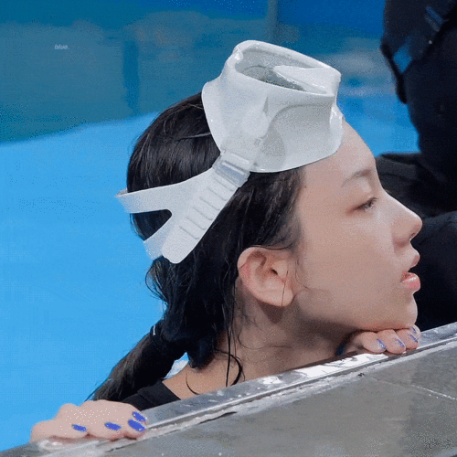 玩韩国女明星_韩国女明星耍大牌_韩国明星睡女粉丝