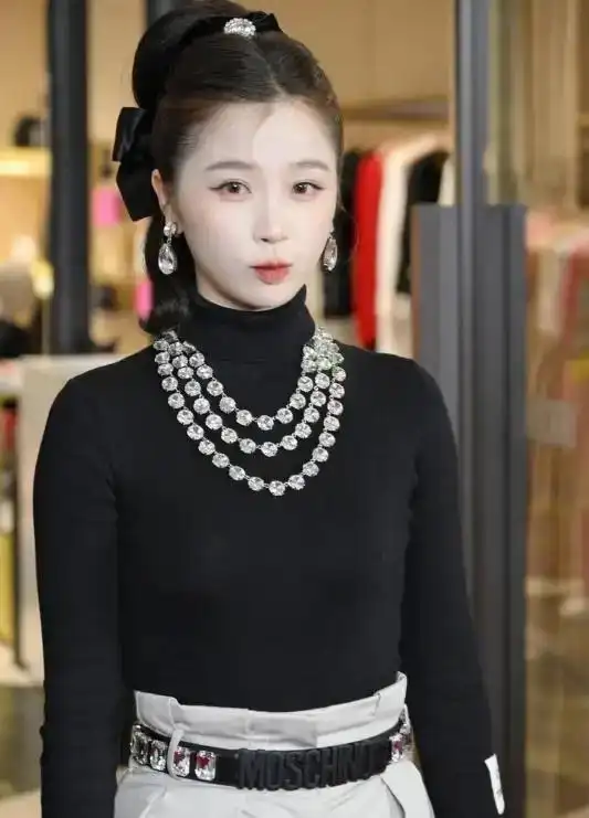 娱乐圈法律纠纷_虞书欣舆论风波_刚走红被曝明星黑料,